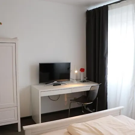 Regina Hotel 2*